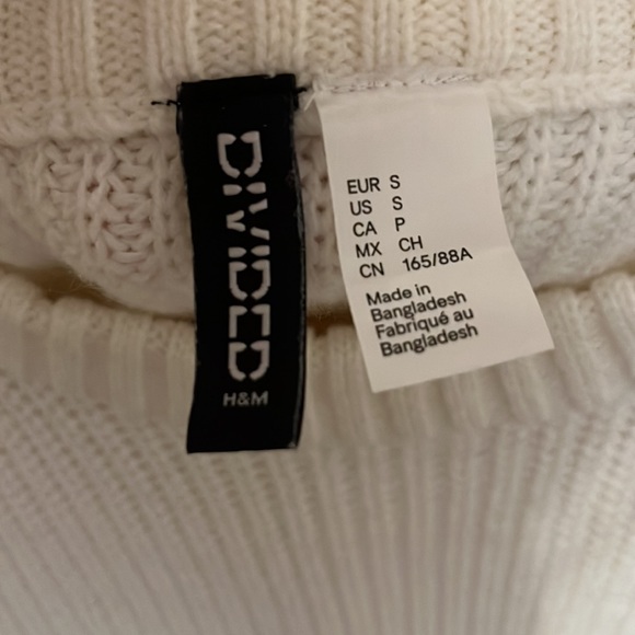 3 for $15! Cropped White Knit Vest - Picture 4 of 6